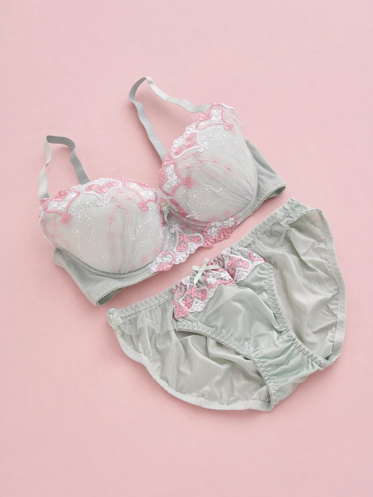 D85-I95]バイリーンカップブラ＆ショーツ3点セット【WEB限定】（大きい
