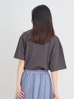 Re-J＆SUPURE(リジェイ＆スプル) |【接触冷感】筆記体刺繍ロゴTシャツ