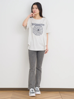 Re-J＆SUPURE(リジェイ＆スプル) |【接触冷感】フラワー×ロゴ刺繍Tシャツ