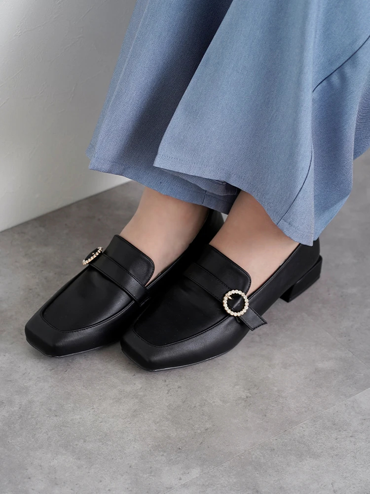 【la farfa SHOES/ラ・ファーファシューズ】ビジュー付きスクエアローファー