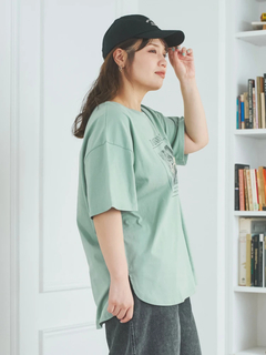 Re-J＆SUPURE(リジェイ＆スプル) |フォトプリント×ロゴ刺繍Tシャツ