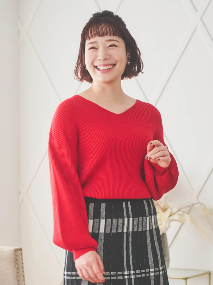 Vネックミルキーニットトップス（大きいサイズ・ぽっちゃり女子向け