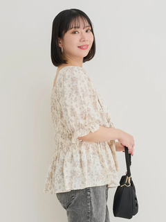 Re-J＆SUPURE(リジェイ＆スプル) |【WEB限定】花柄シャーリングリボンブラウス