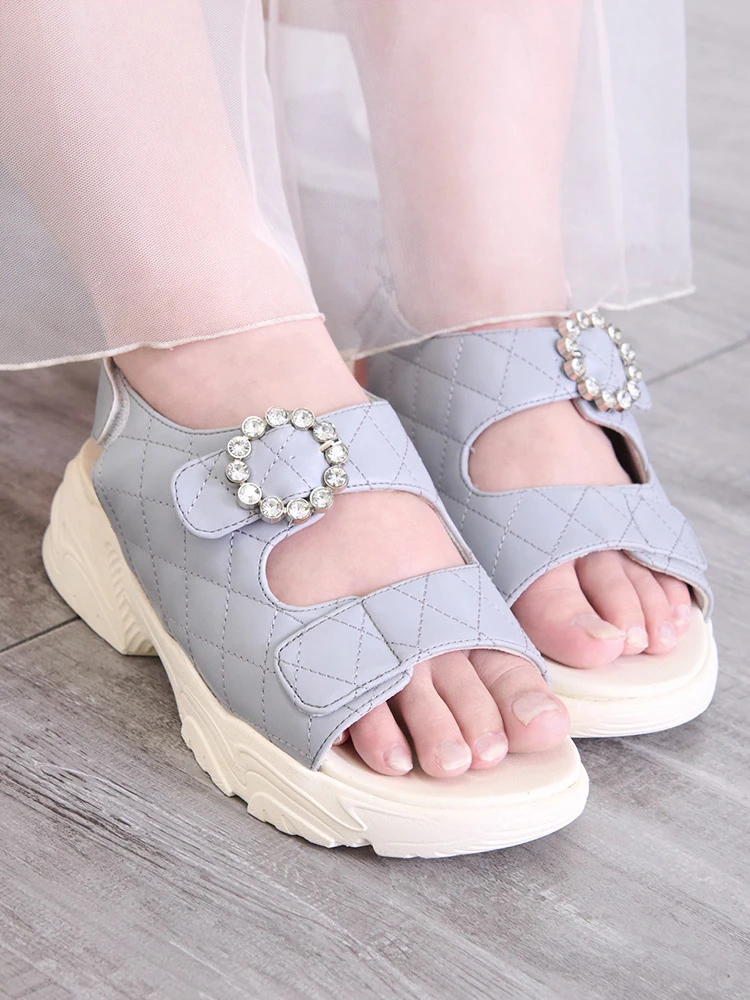 Re-J＆SUPURE(リジェイ＆スプル) |【la farfa SHOES/ラ・ファーファシューズ】ビジューバックル厚底スポーツサンダル