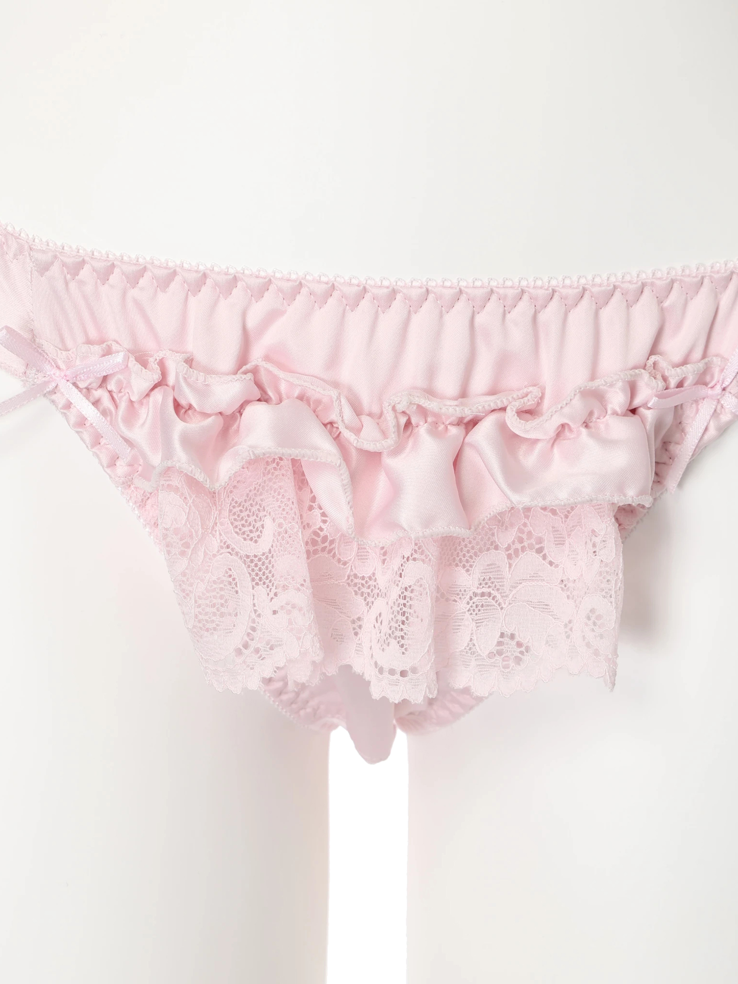 WEB限定】[D85-H95］ロマンティックフリルブラ＆ショーツ(モールド