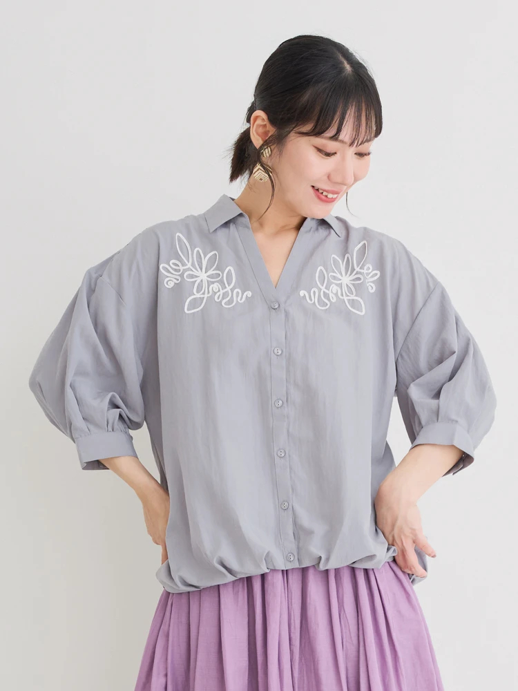 unaページです。 コード刺繍裾タックスキッパーシャツ（大きいサイズ・ぽっちゃり女子