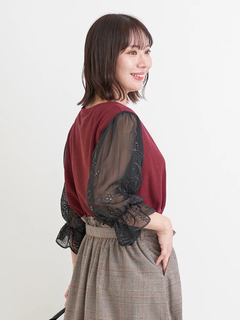 Re-J＆SUPURE(リジェイ＆スプル) |アクセサリー付き7分袖花刺繍トップス
