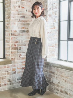 Re-J＆SUPURE(リジェイ＆スプル) |モールラメ装飾ニットプルオーバー