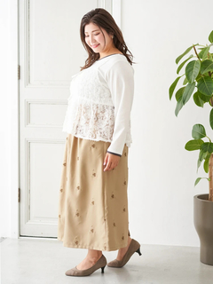 Re-J＆SUPURE(リジェイ＆スプル) |【Sasaki Mikiコラボ】フラワー刺繍ナロースカート