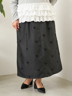 Re-J＆SUPURE(リジェイ＆スプル) |【Sasaki Mikiコラボ】フラワー刺繍ナロースカート