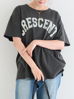 Re-J＆SUPURE(リジェイ＆スプル) |ピグメント加工風ロゴプリントTシャツ