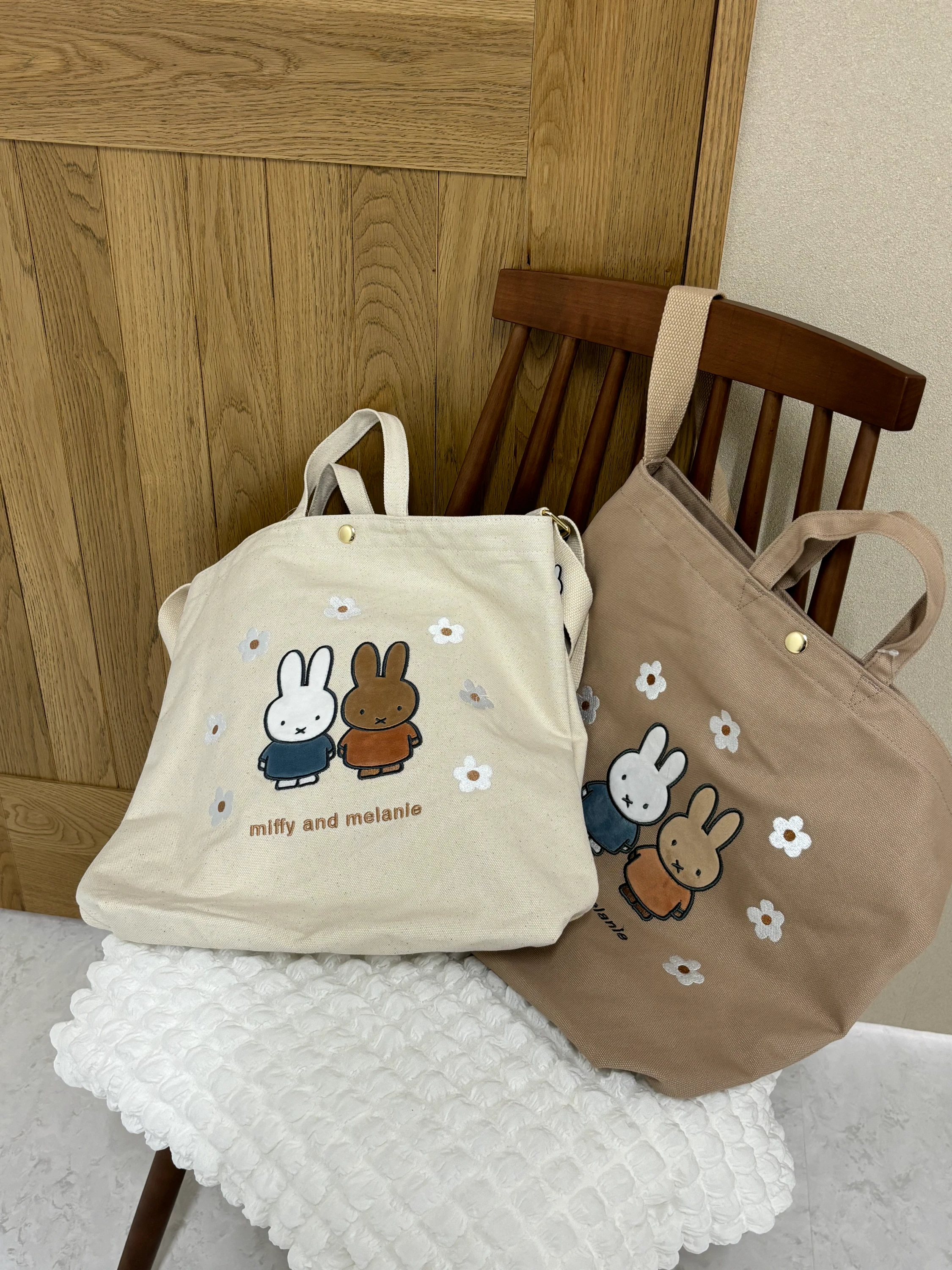 ⭐️新品未使用⭐️新作⭐️フラワーミッフィー限定⭐️2Wayショルダーバッグ ミッフィー 2WAY帆布トートショルダーバッグ【ベージュフラワー