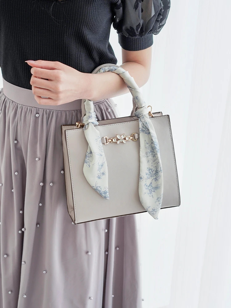 【2000円値下げ】２wayバッグ ビジュー、スカーフ付き スカーフ付き2wayハンドバッグ JB24643 | レディースファッション通販