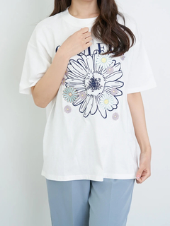 LUDIC PARK(ルディックパーク) |メニーフラワー刺繍Tシャツ