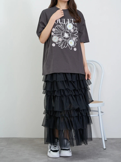 LUDIC PARK(ルディックパーク) |メニーフラワー刺繍Tシャツ