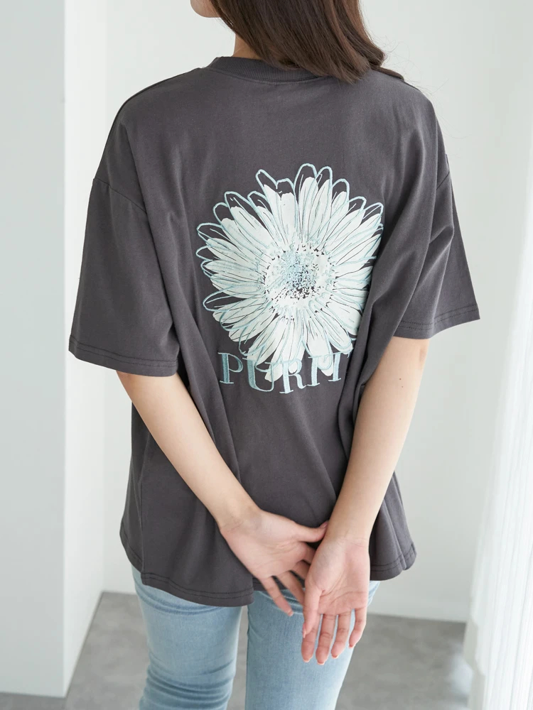 LUDIC PARK(ルディックパーク) |フラワーバックプリント×刺繍Tシャツ