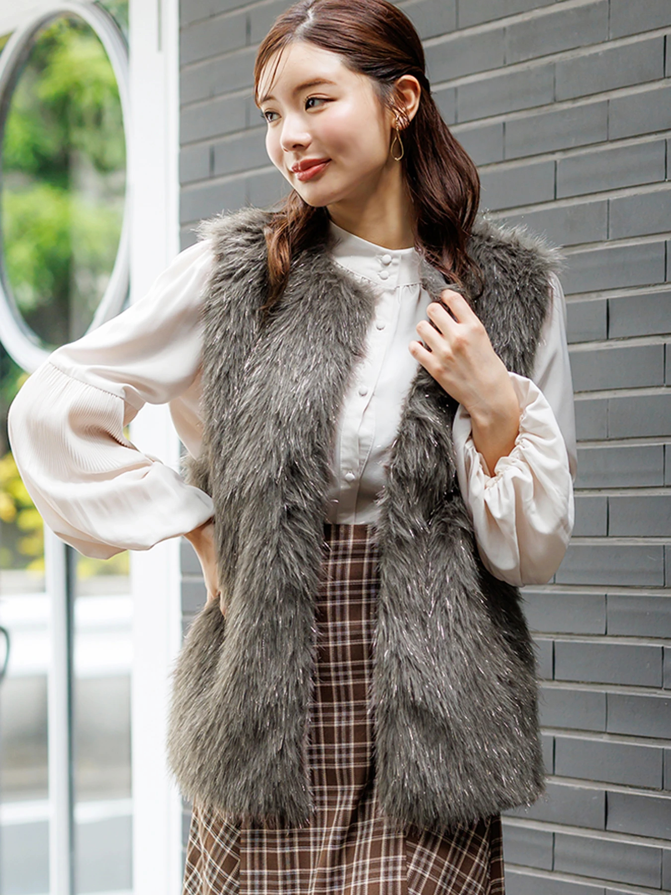 新品✨タグ付き　マカフィー　トゥモローランド　ラム　リアルファーベスト TOMORROWLAND / トゥモローランド ランダムファー ショートベスト