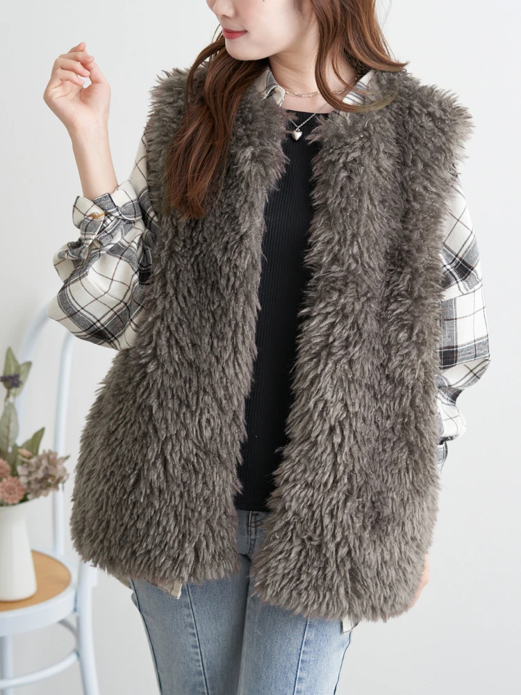 プードルファーベスト / LUDIC PARK（ルディックパーク）のジャケット