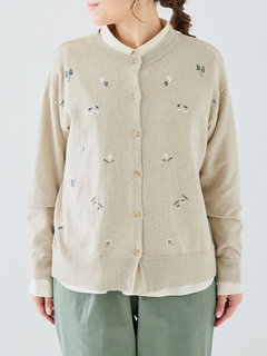 Needles パピヨン刺繍 カーディガン Lサイズ！Needles パピヨン刺繍 Vネックカーディガン