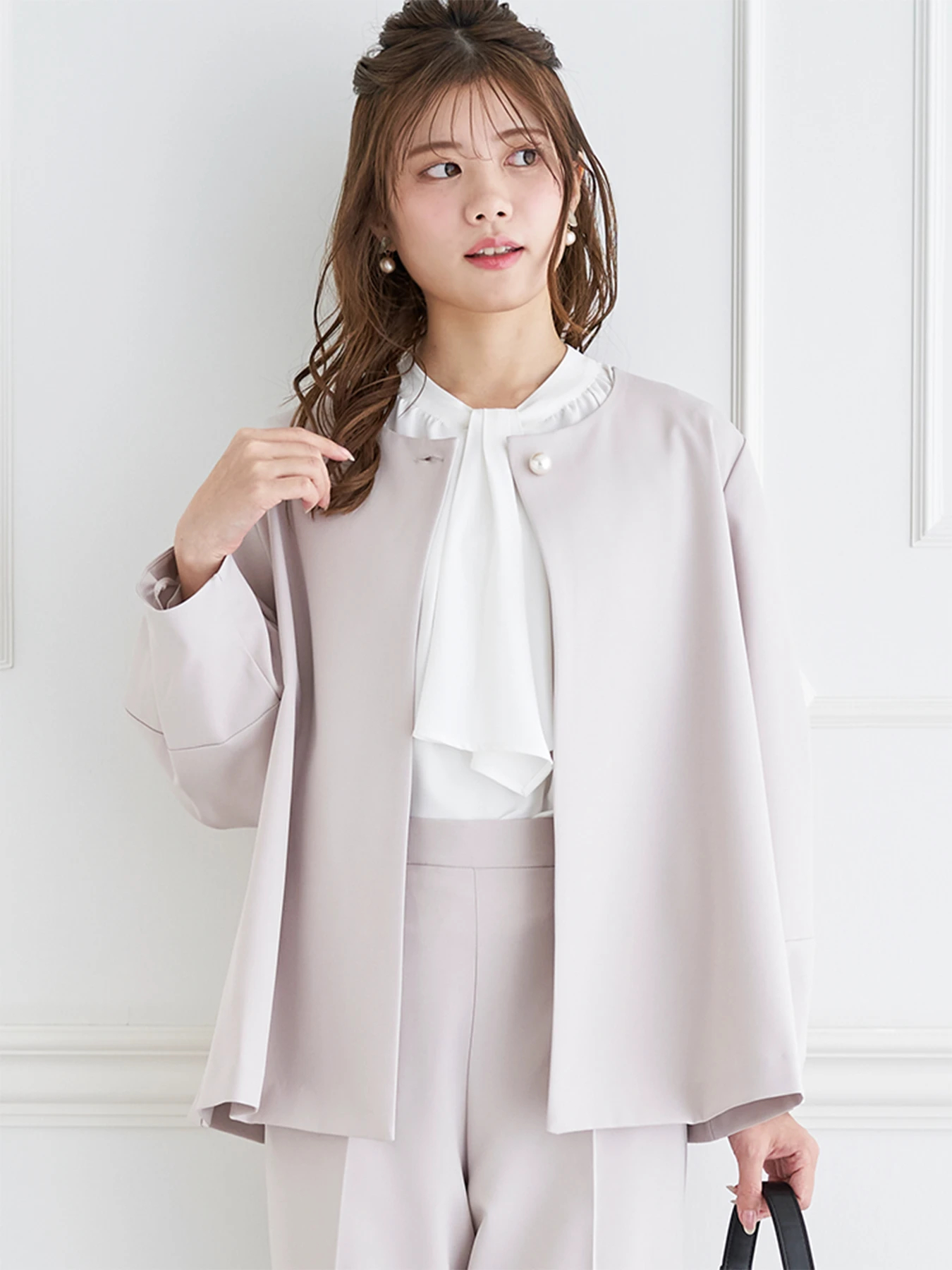 おまとめ専用【新品未使用】パールボタンのティアードお出かけジャケット おまとめ専用【新品未使用】パールボタンのティアードお出かけ