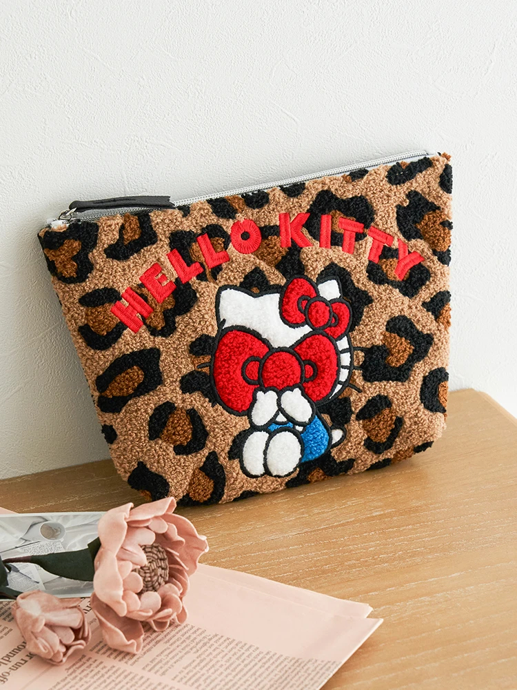 ハローキティヒョウ柄リボンポーチ / LUDIC PARK（ルディックパーク