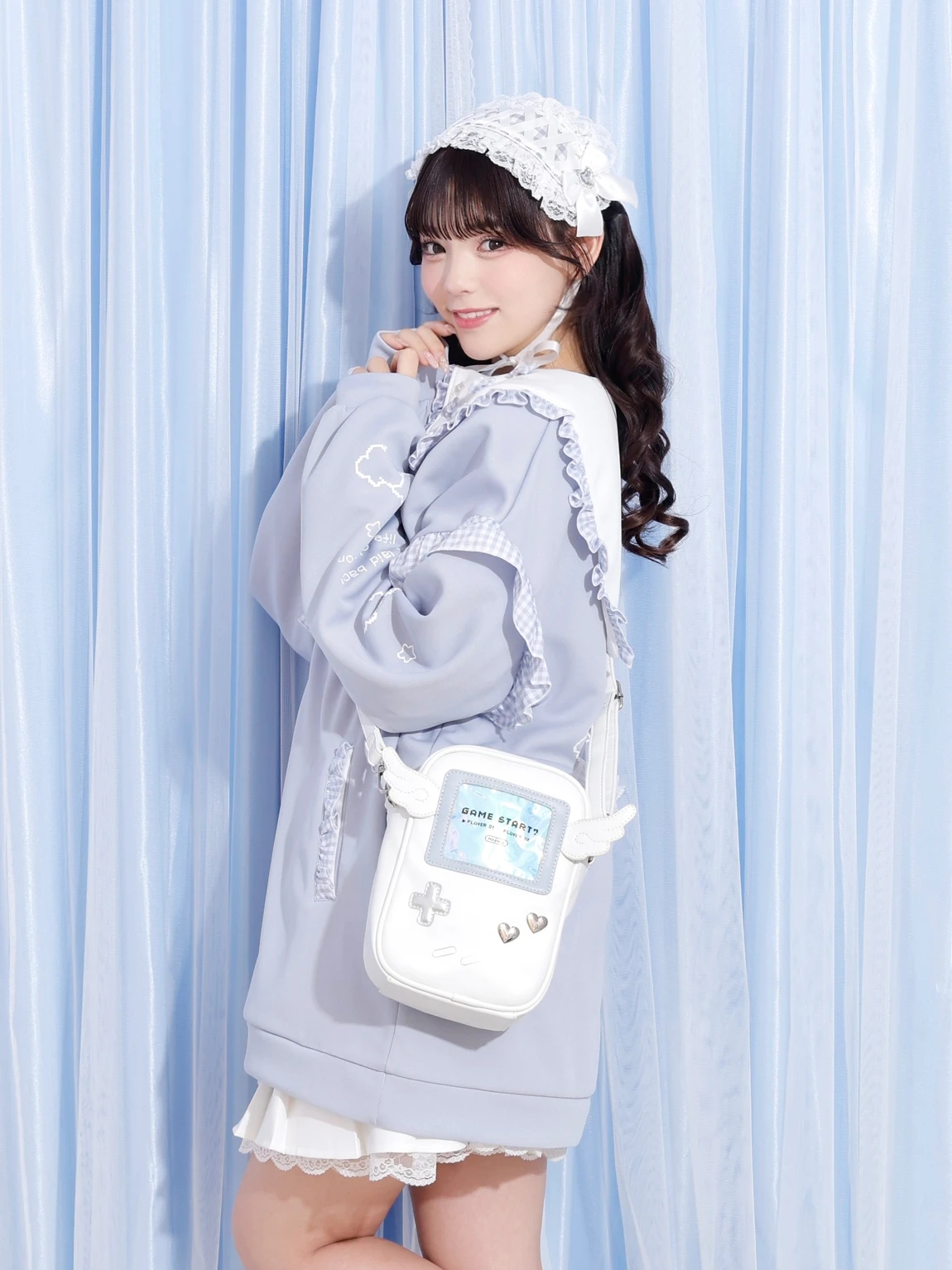 羽付きゲームショルダーバッグ（ショルダーバッグ｜黒・白）｜【公式