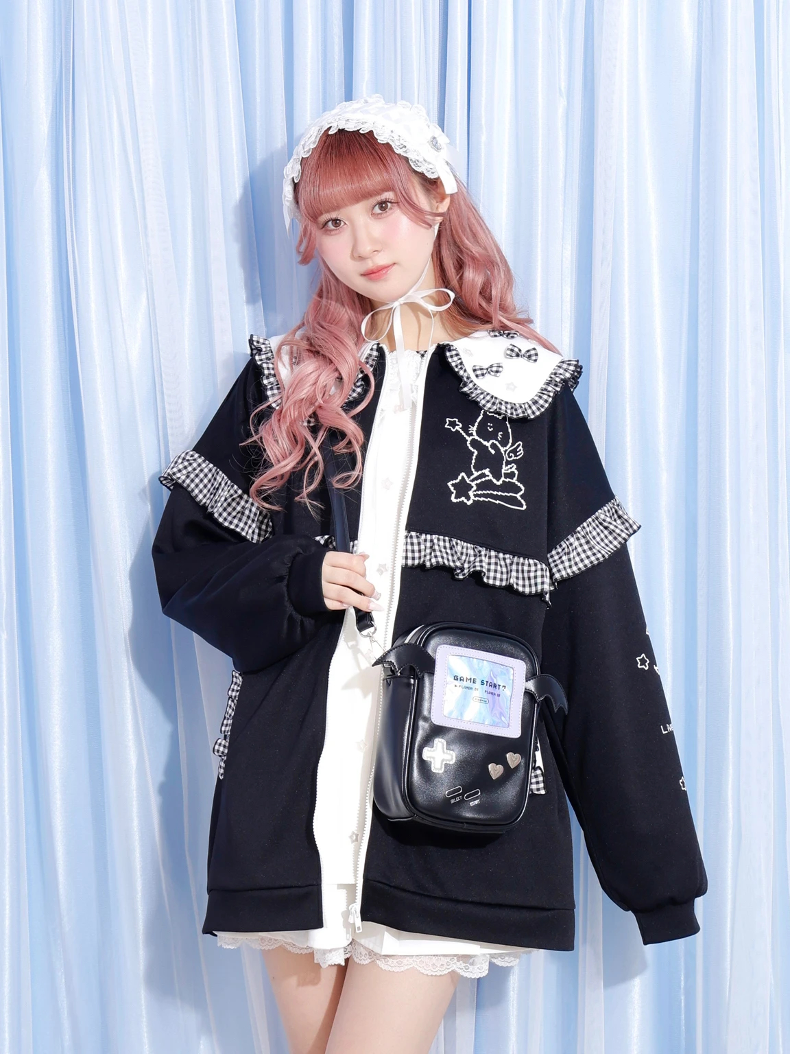 羽付きゲームショルダーバッグ（ショルダーバッグ｜黒・白）｜【公式