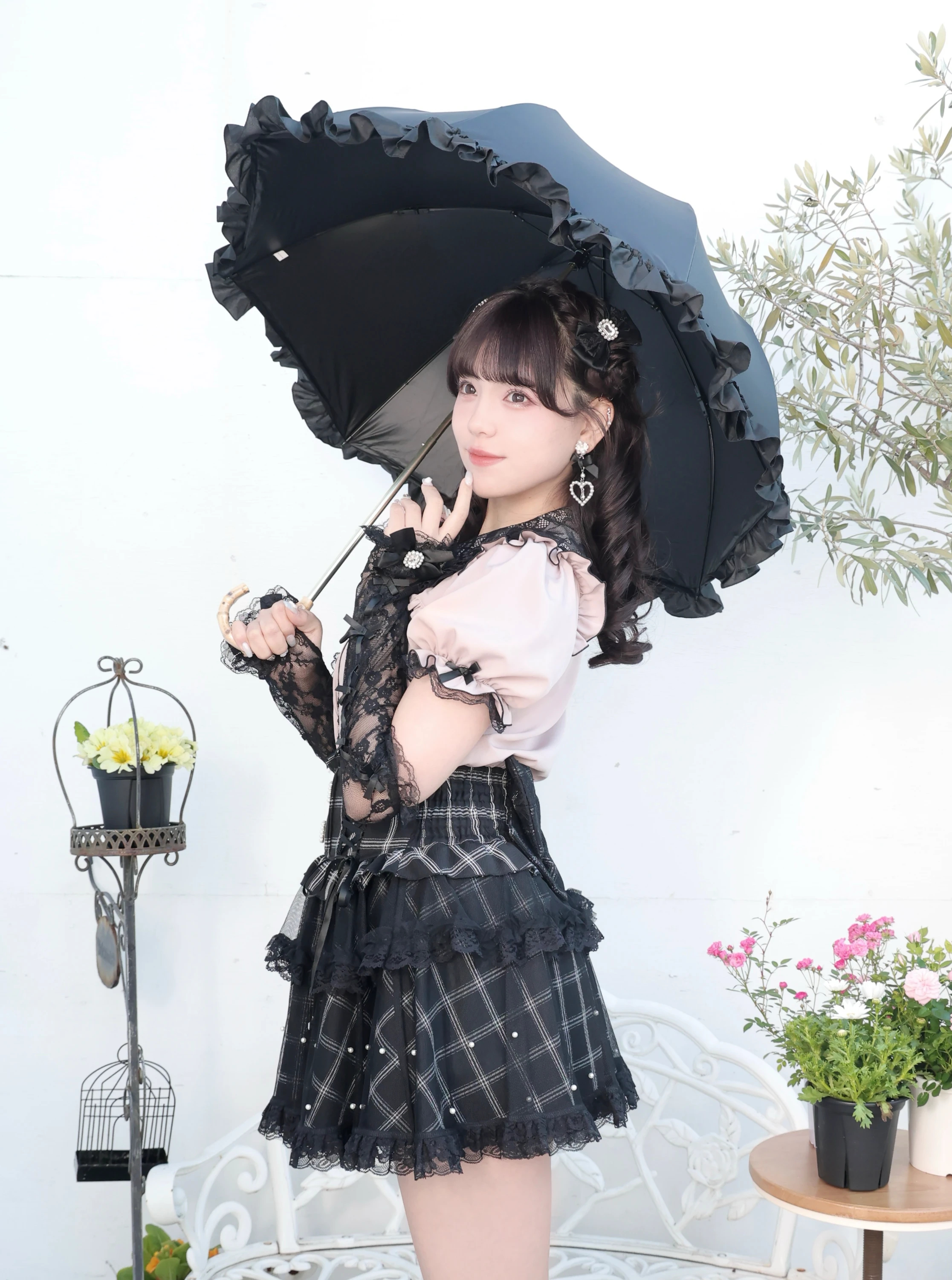 お嬢さんフリル二段折りたたみ日傘（グッズ｜ペールピンク・オフ