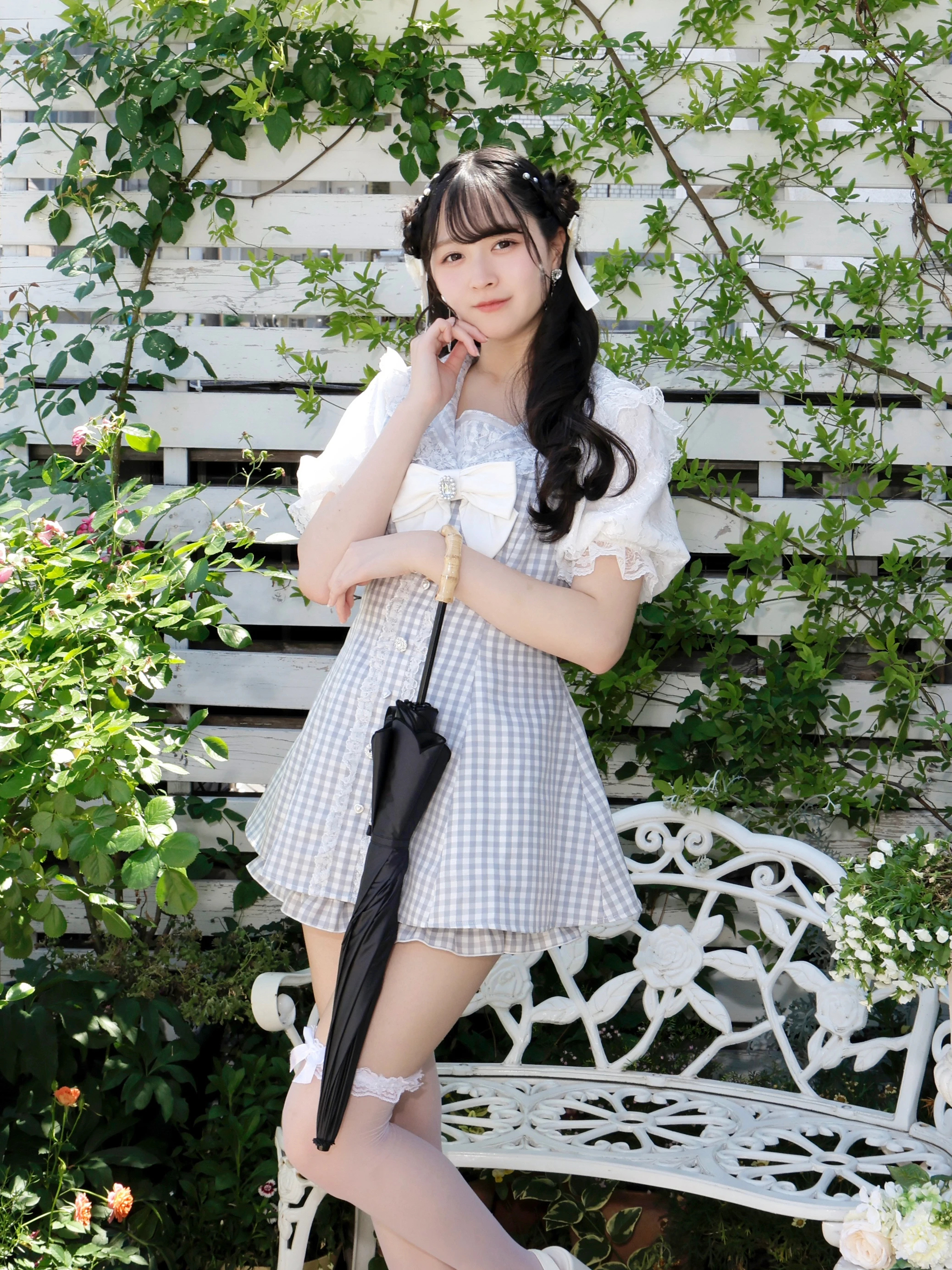 スカラップ二段折りたたみ日傘（グッズ｜オフホワイト・黒・紫