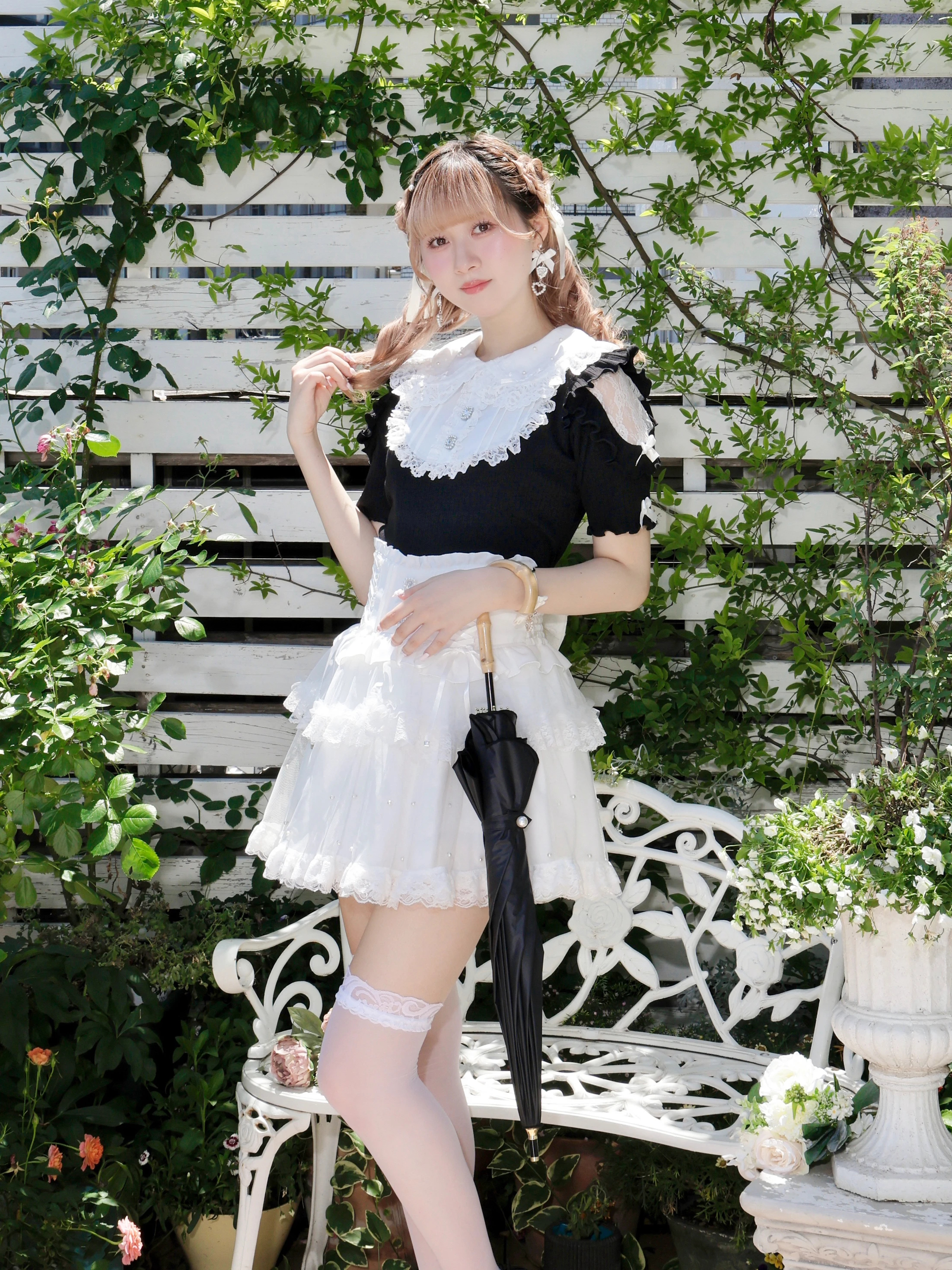 極美品‼️【EPOCA】エポカザショップ 襟元取り外し可能2way フリルパール イラストTと一緒に買いたい！】サブカル刺繍ロゴ付け襟