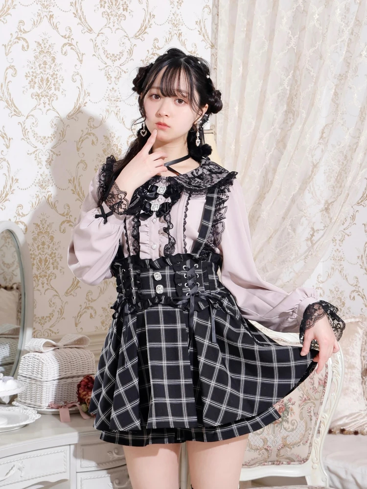 NOEMIE(ノエミー) |ダブルスピンドルレースアップサス付きスカパン