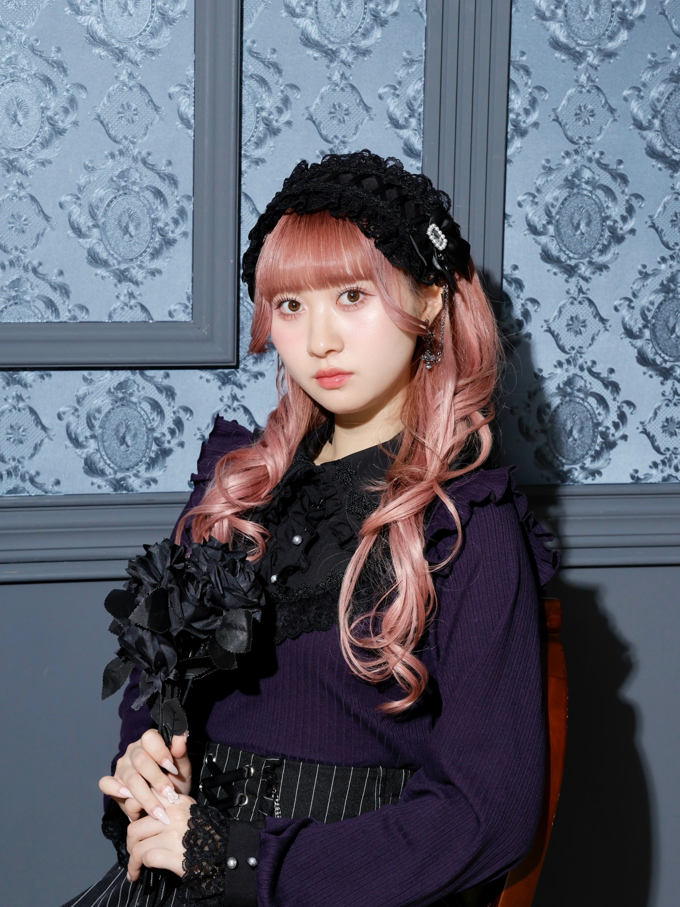 ローズレースゴシックヘッドドレス（アクセサリー｜赤・濃グレー・黒