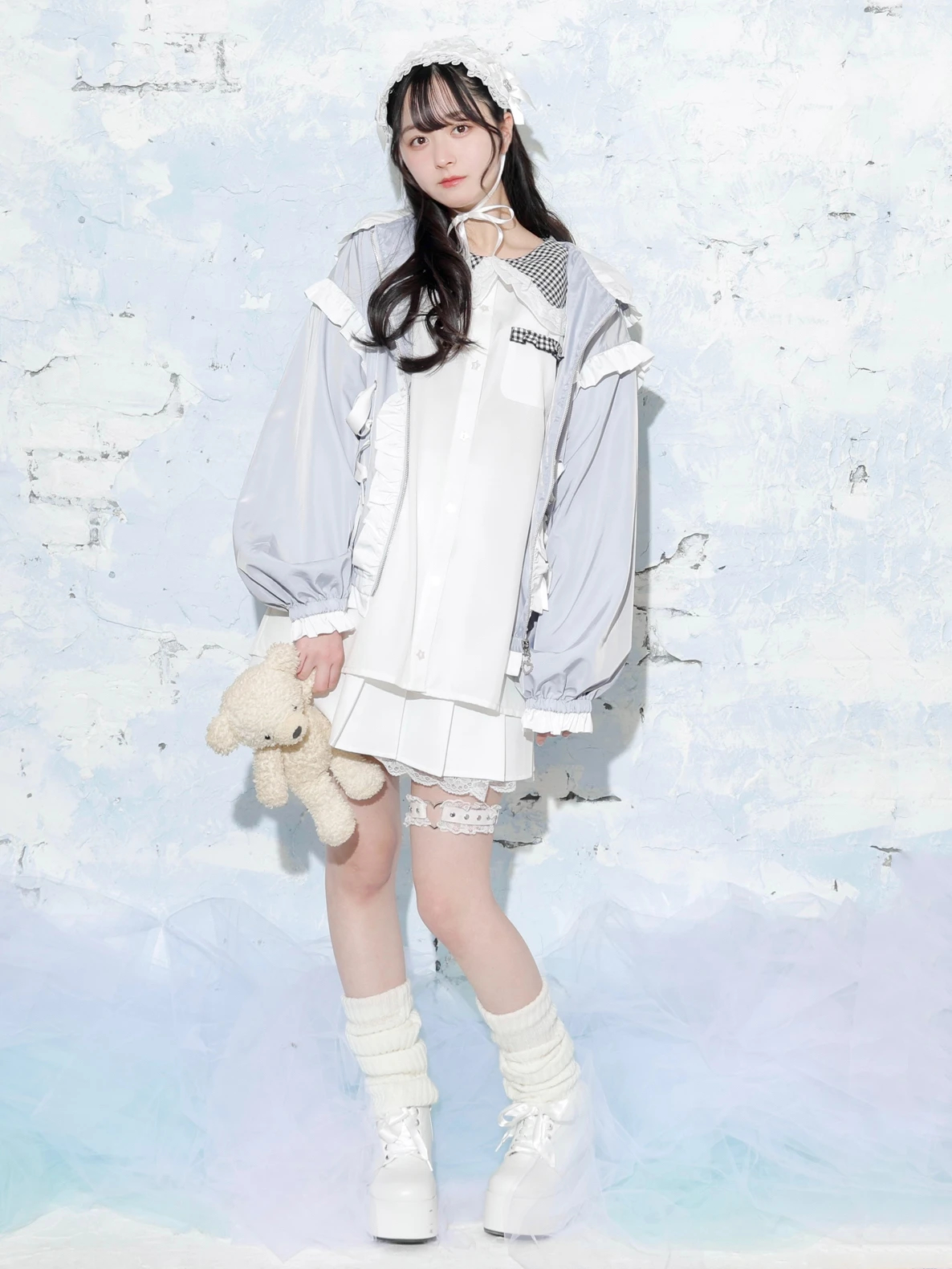 #Newans後ろ姿が可愛いブルゾン Back emb shirring sleeve blouson – BUNNY APARTMENT
