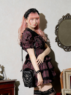 NOEMIE(ノエミー) |棺桶キルティングショルダーバッグ