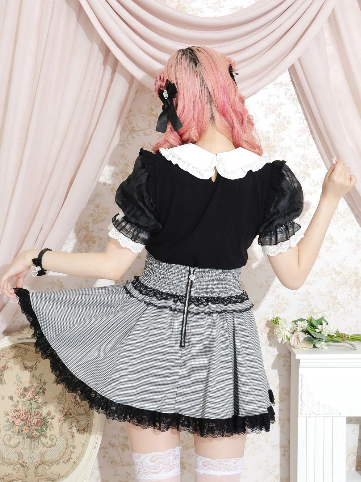 ノエミー NOEMIE バックレースアップシアーレースカットソー