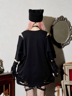 NOEMIE(ノエミー) |病みねこチェーンダメージユニセックスＴシャツ
