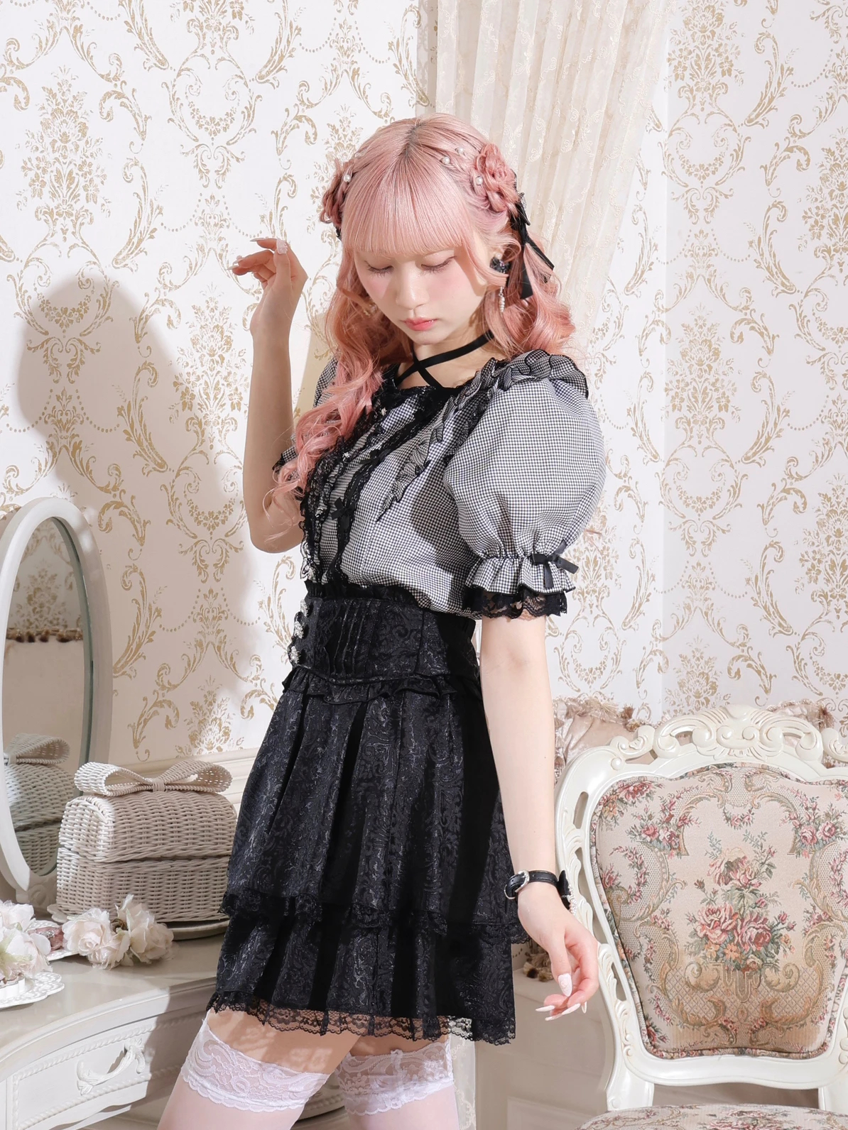 メニーリボンチョーカーネックフリルブラウス（シャツ・ブラウス