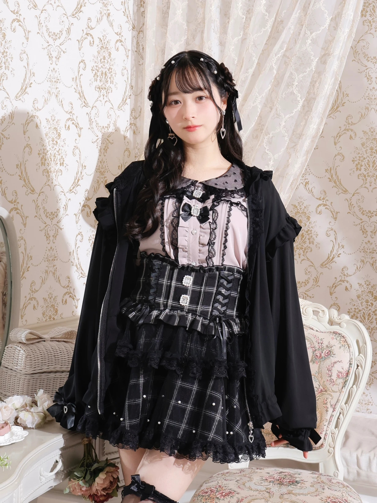 ノエミー NOEMIE うさ耳フードメニーパールリボンブルゾン （黒