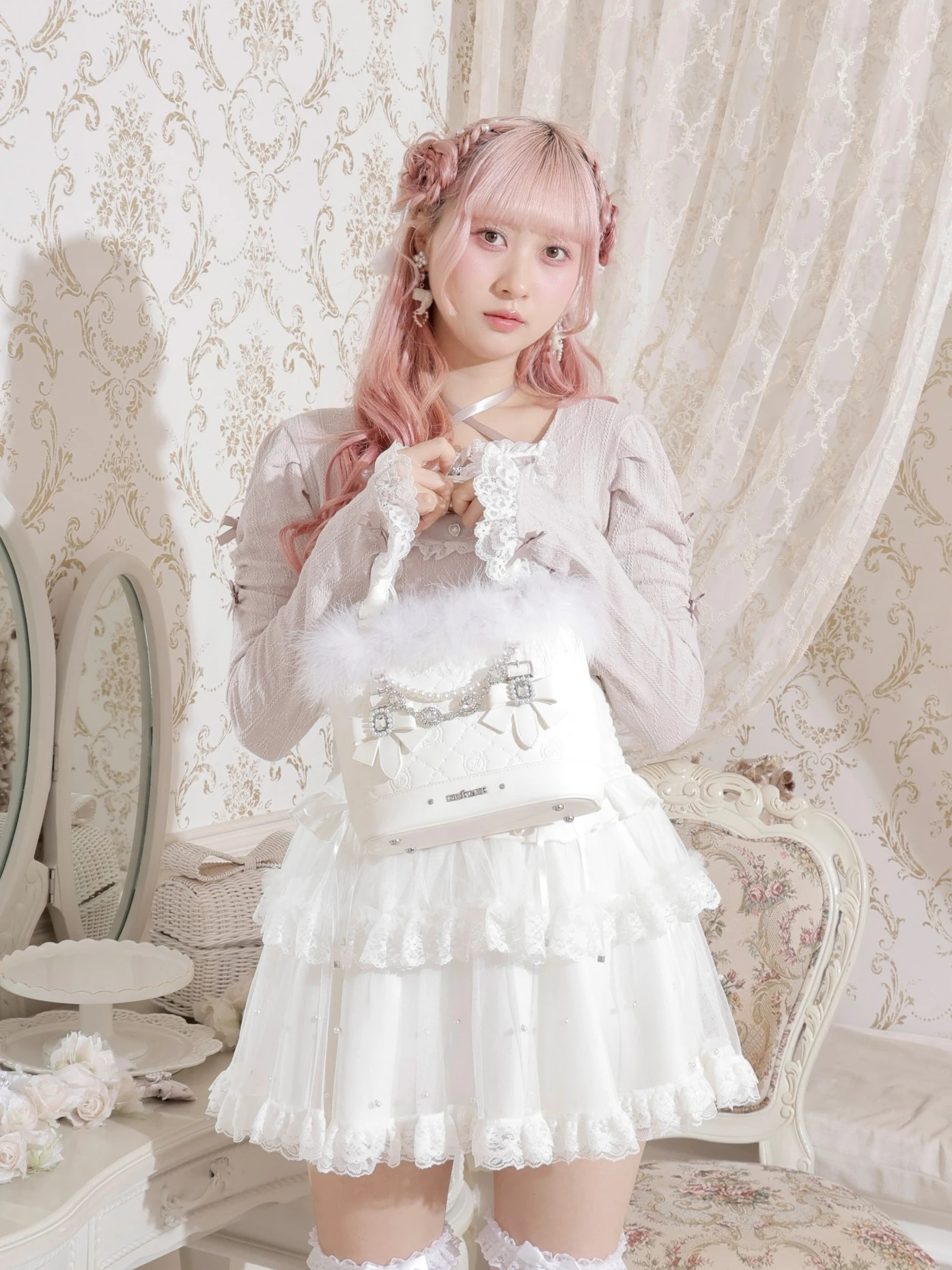 お嬢さんビジューモノグラム2wayショルダーファーバッグ（ショルダー