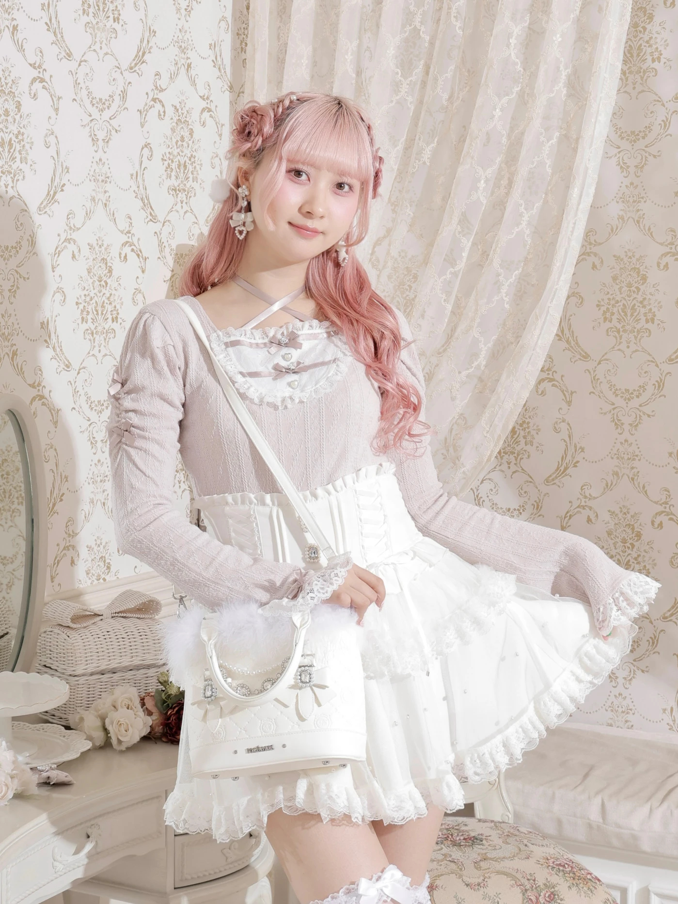 お嬢さんビジューモノグラム2wayショルダーファーバッグ（ショルダー