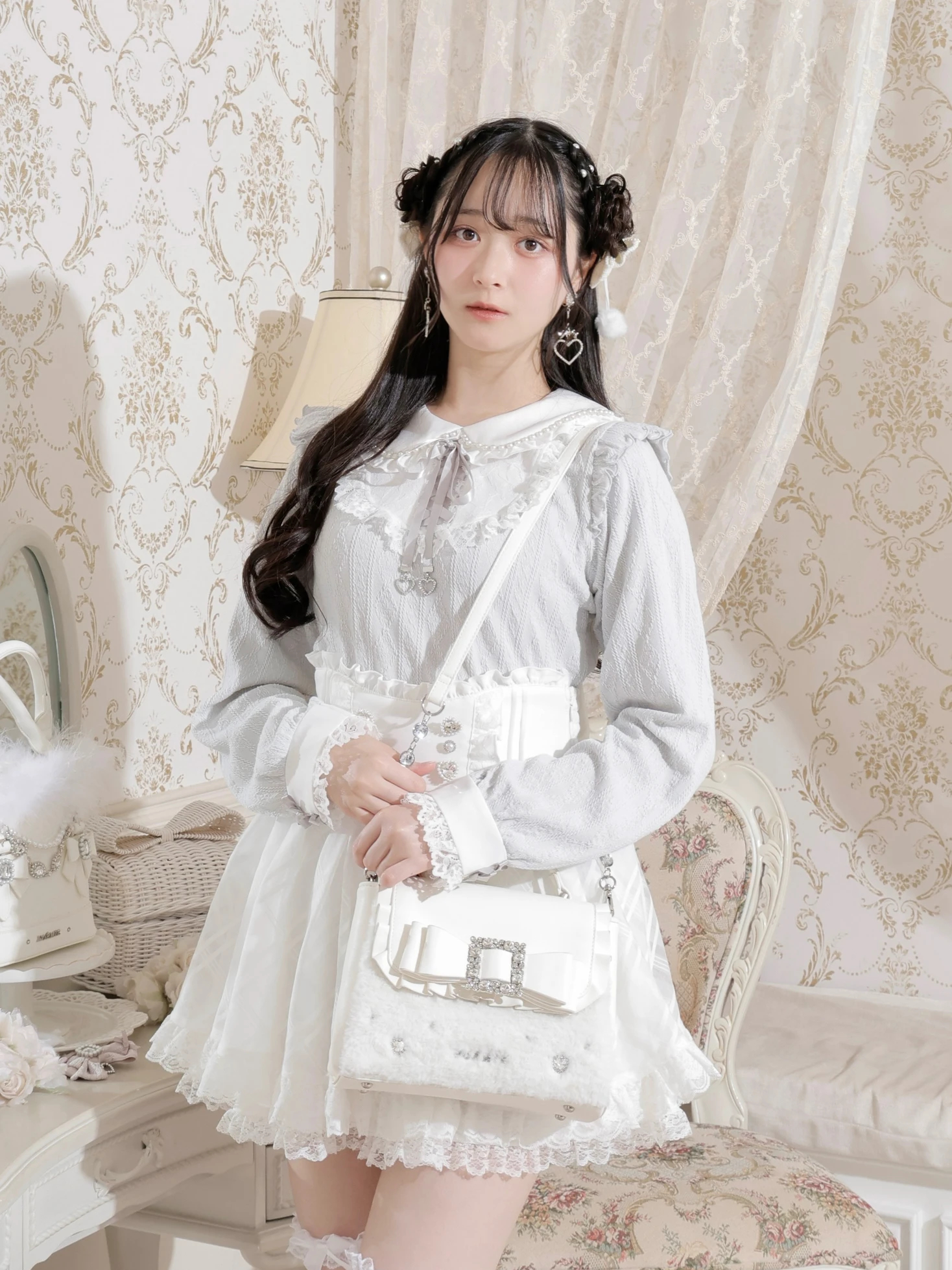 お嬢さんビジューリボンフリルフラップショルダーファーバッグ
