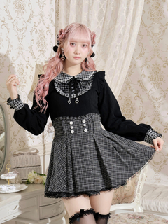 NOEMIE(ノエミー) |お嬢さんハートチャームレースアップカットソー