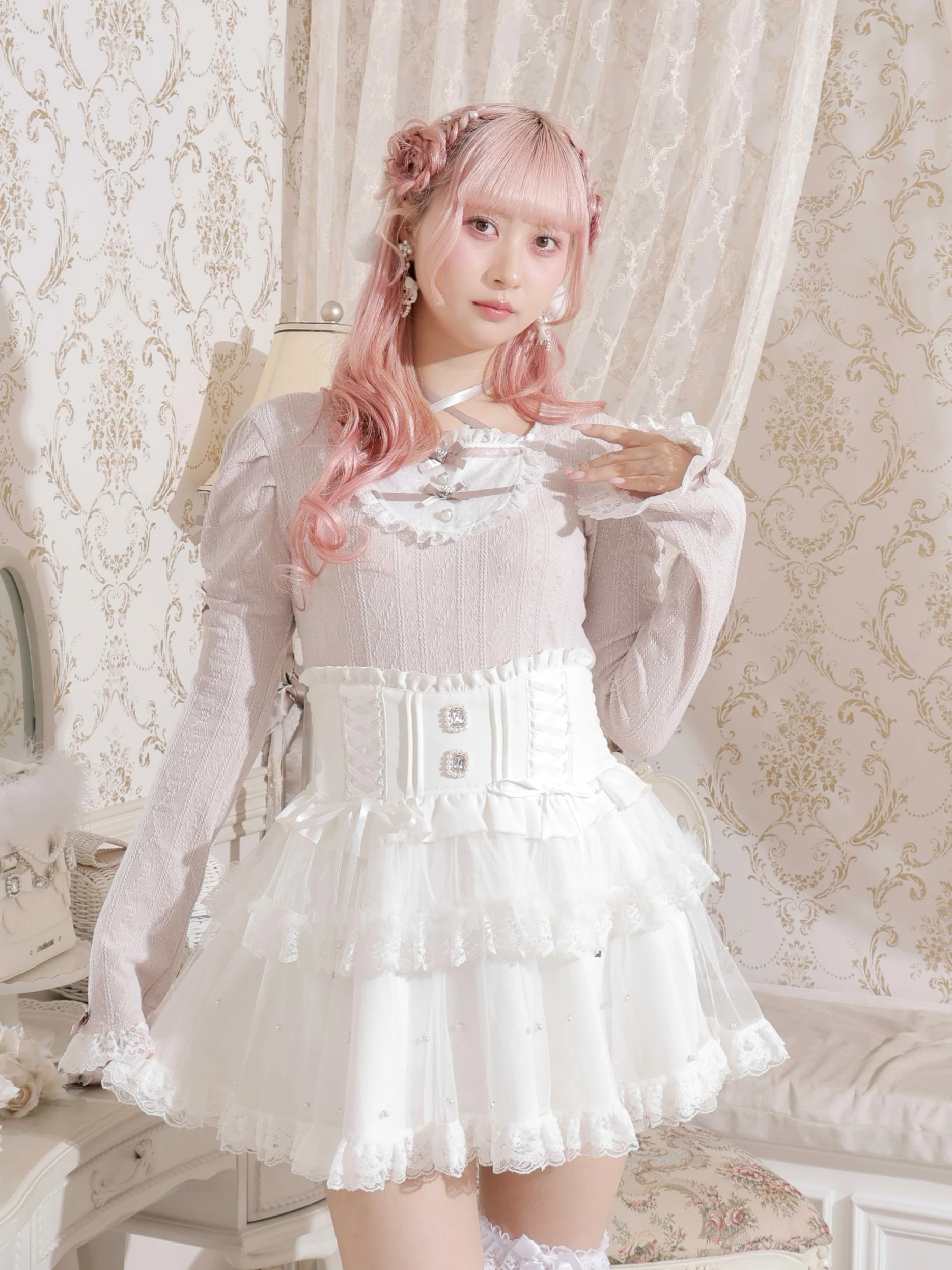 お嬢さんバックレースアップフレアスリーブカットソー