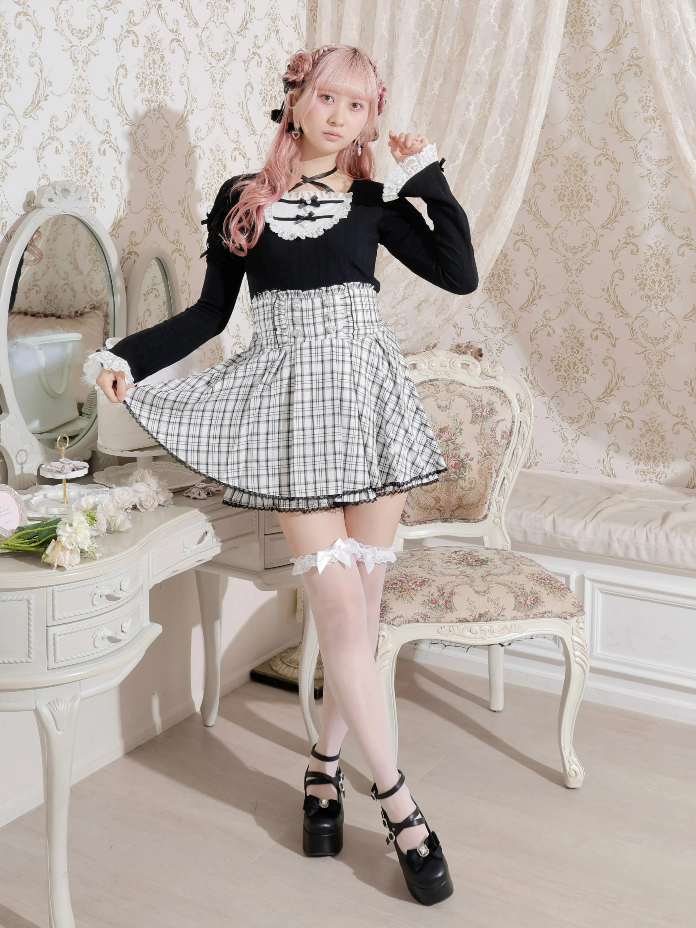 お嬢さんバックレースアップフレアスリーブカットソー