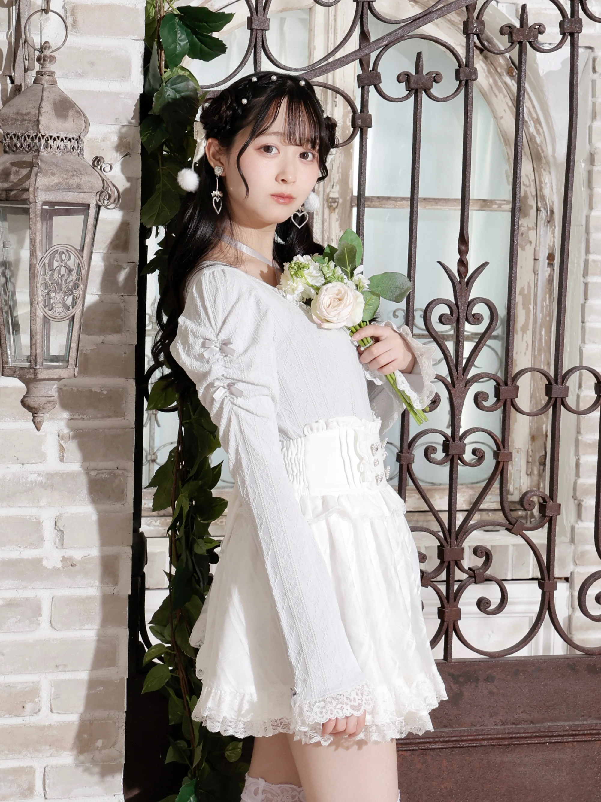 お嬢さんバックレースアップフレアスリーブカットソー（カットソー・T