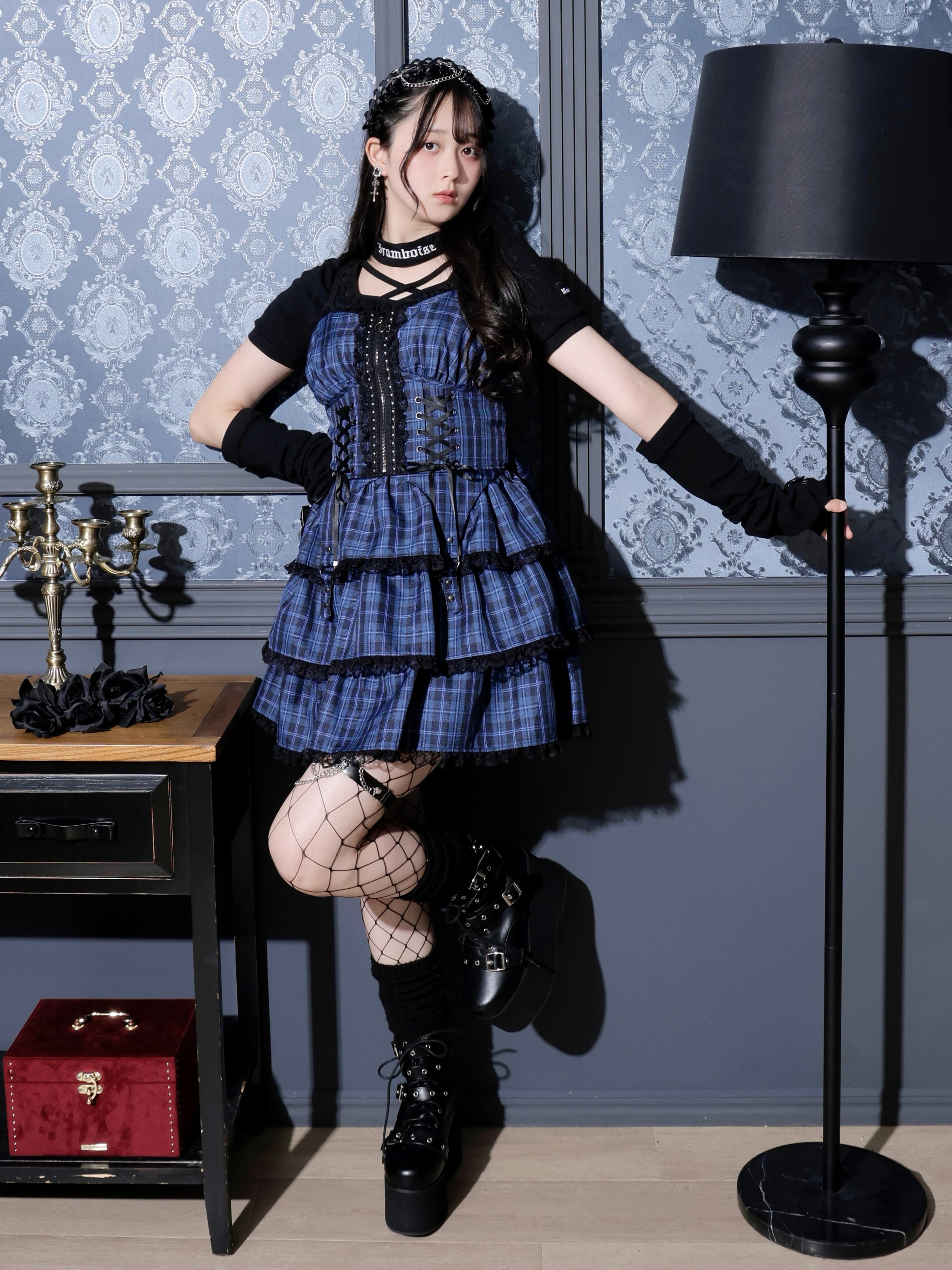 コルセットレースアップティアードキャミワンピース（ミニワンピース