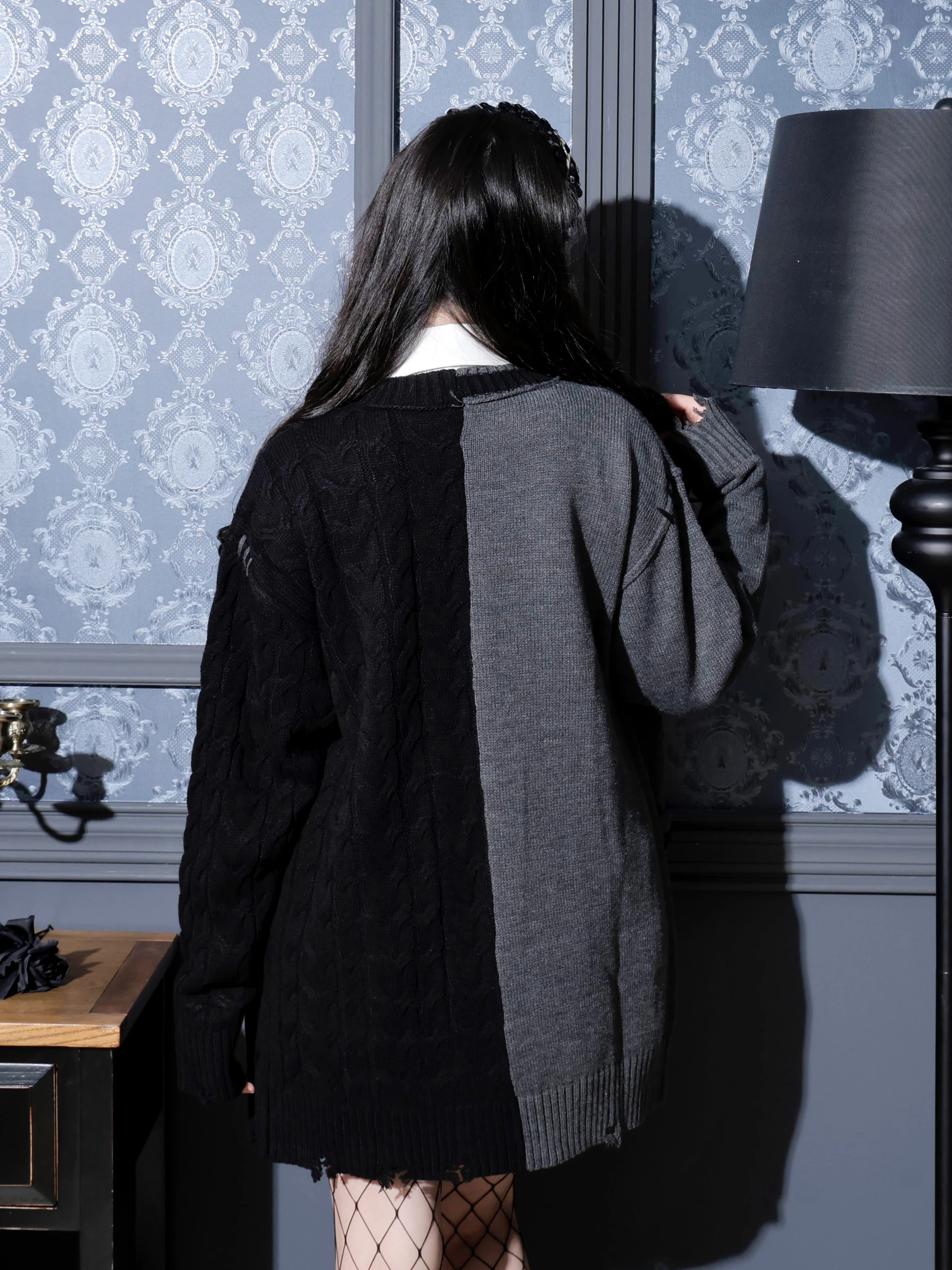 配色ケーブルダメージユニセックスカーデ（カーディガン｜オフホワイト