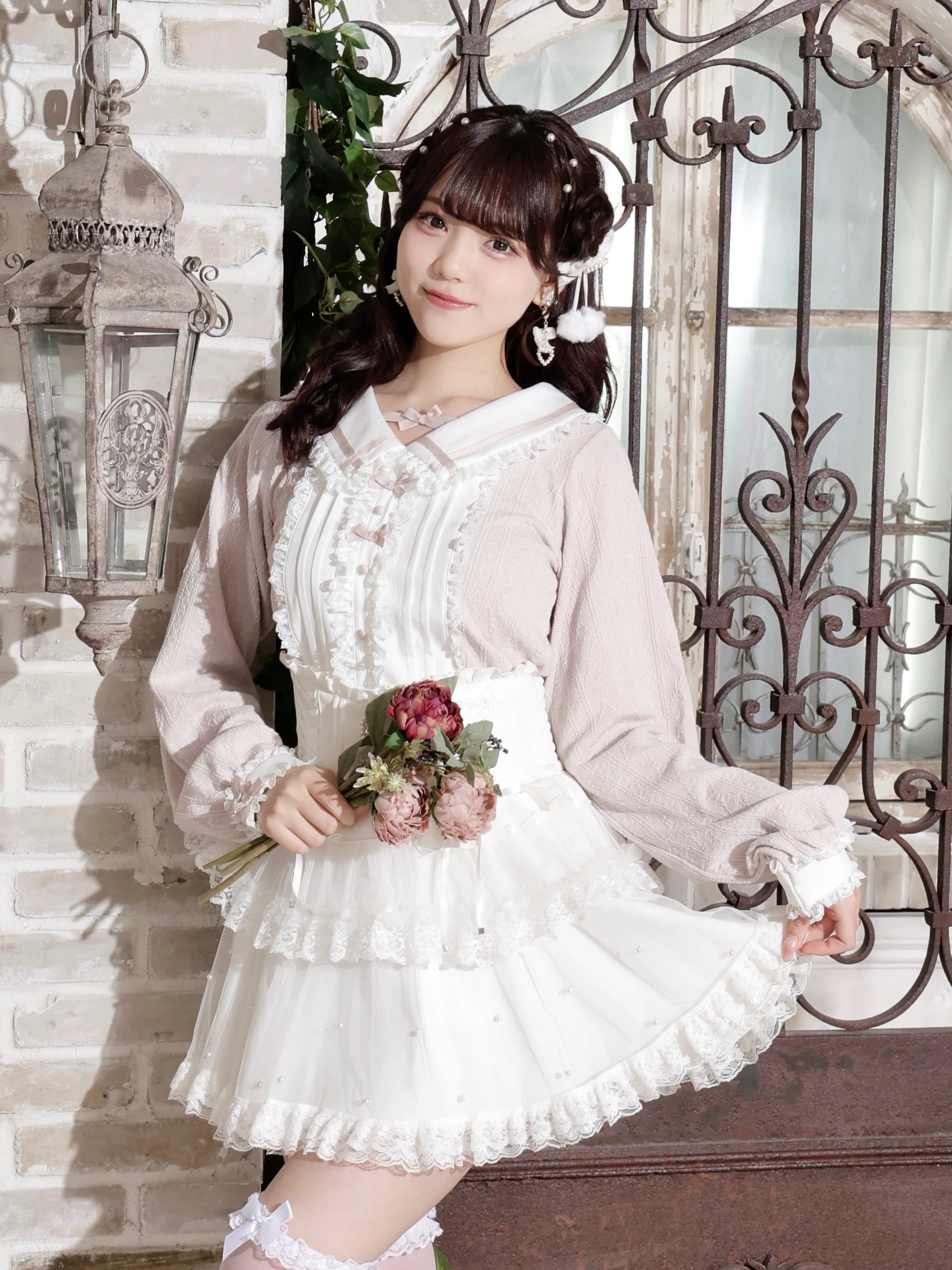 メニーリボンピンタックフリルカットソー（カットソー・Tシャツ｜オフ