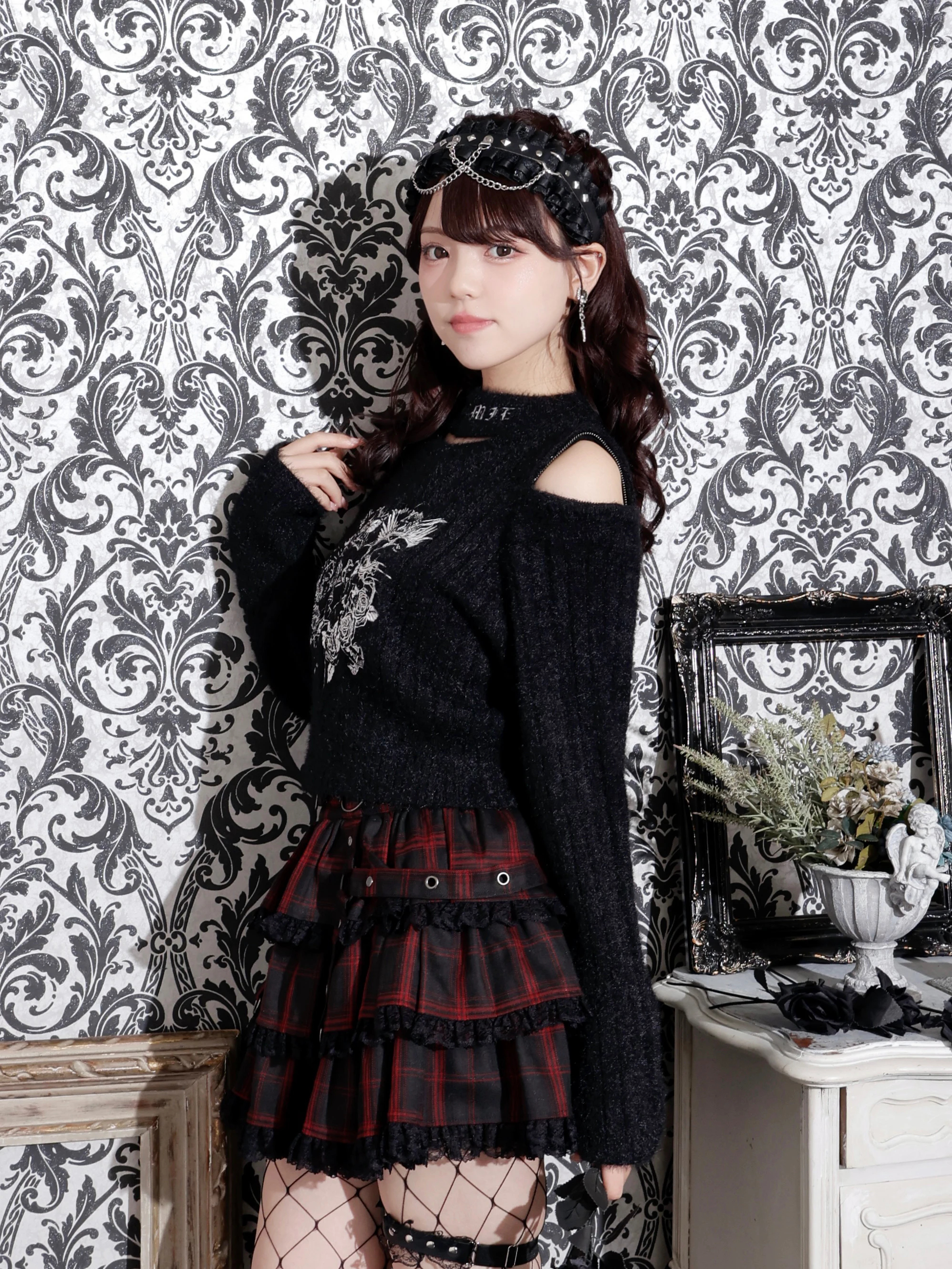 ゴシックエンジェルオープンショルダーシャギーニット（ニット