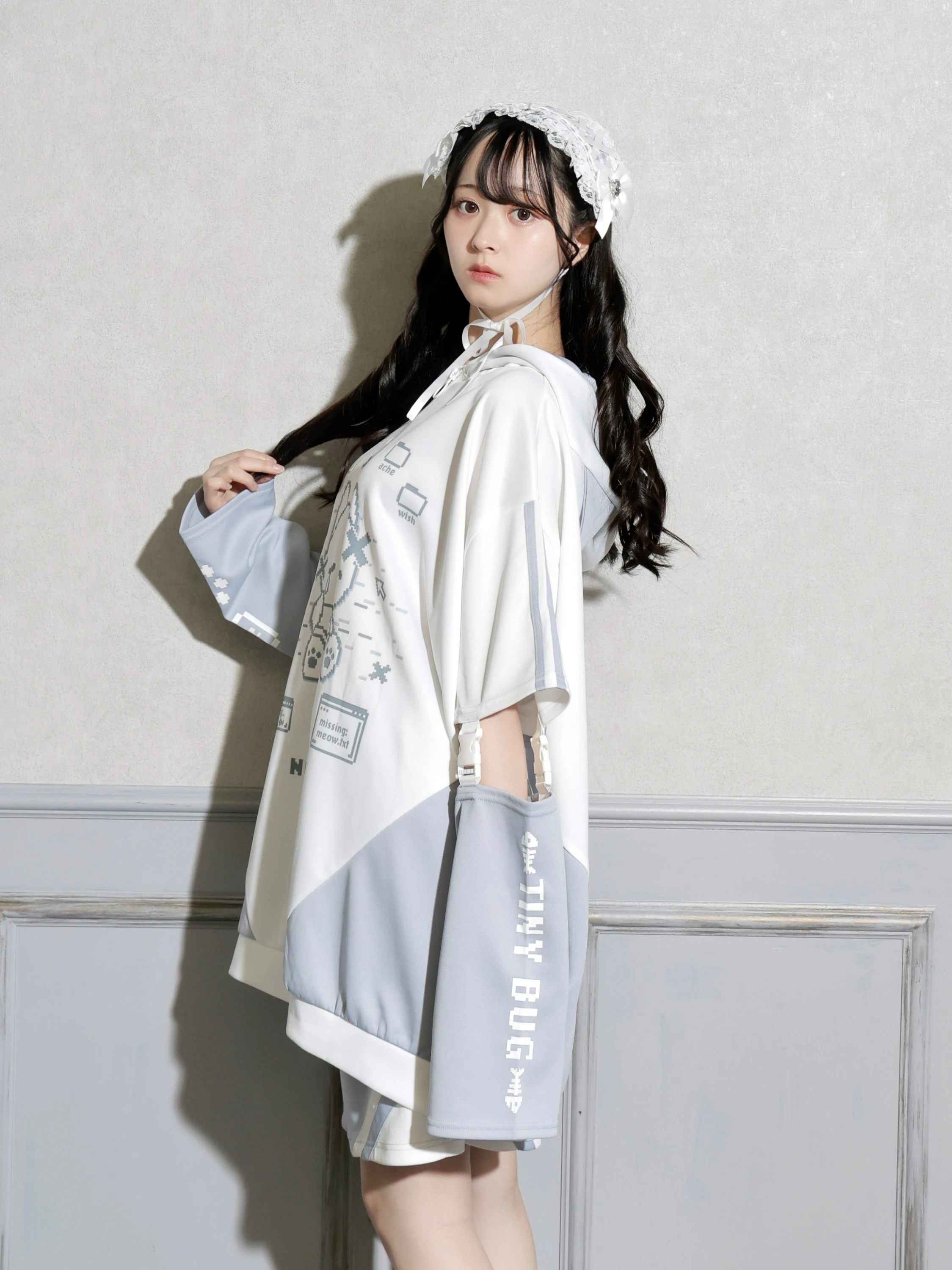 サイバーにゃんにゃんジャージパーカー（パーカー｜ピンク・サックス